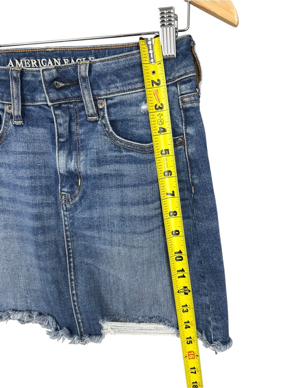 American Eagle Outfitters Super Stretch Womans Size 2 Skirt 5 Pockets Distressed - Picture 5 of 6